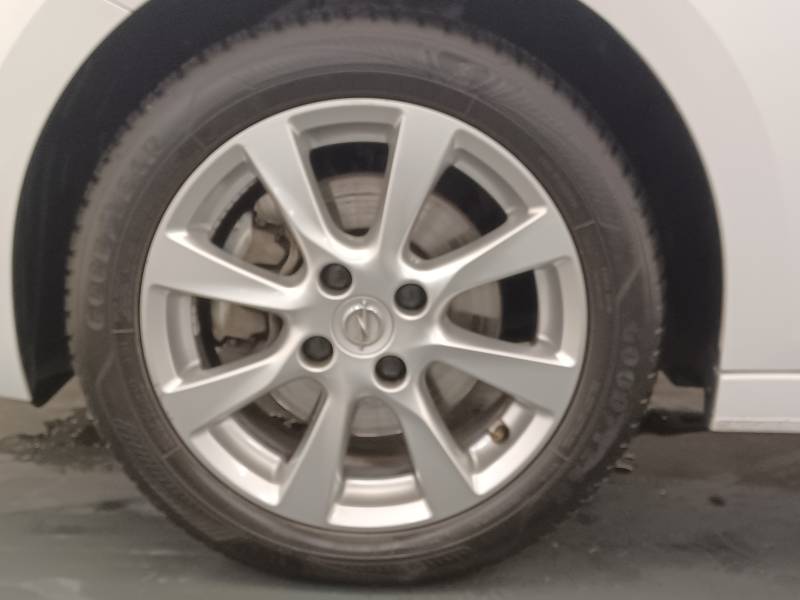 Opel Corsa - 1.2 Turbo 100 ch BVM6 Edition